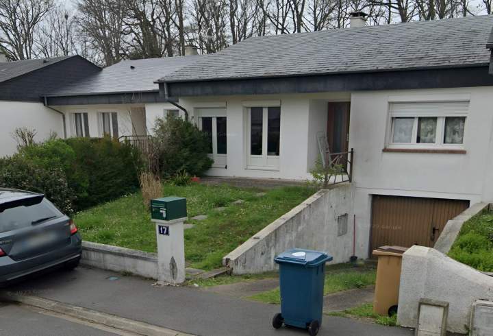 Menuiseries extérieures avant rénovation Orléans